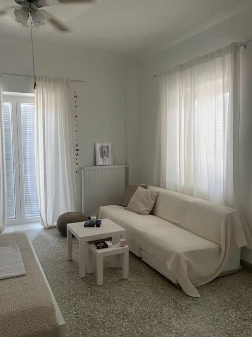 Cozy, Spacious, Newly Renovated Flat In Adamas Dış mekan fotoğraf
