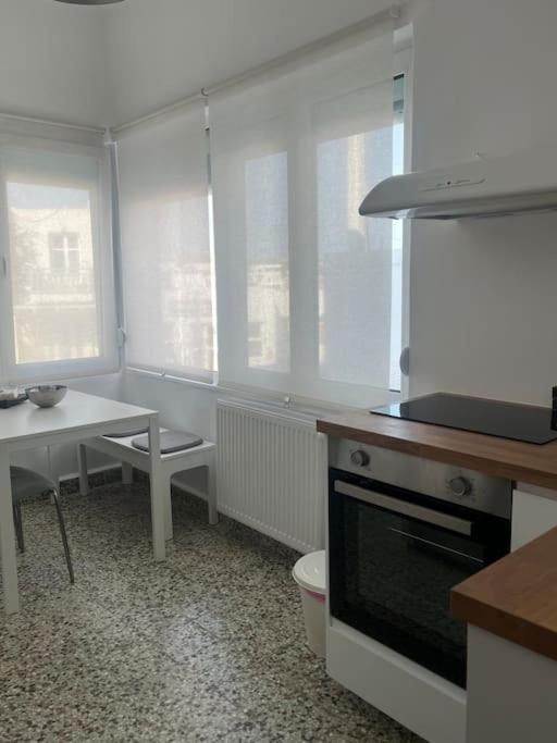 Cozy, Spacious, Newly Renovated Flat In Adamas Dış mekan fotoğraf